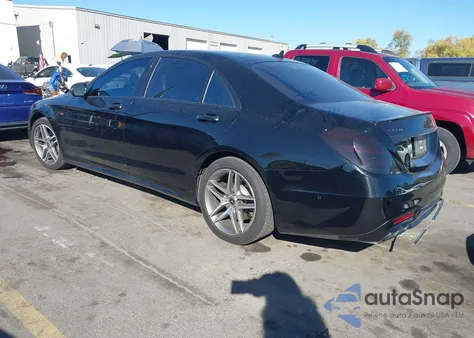 2018 Mercedes-Benz S 560 4Matic z USA, uszkodzony, nr VIN WDDUG8GB4JA354981